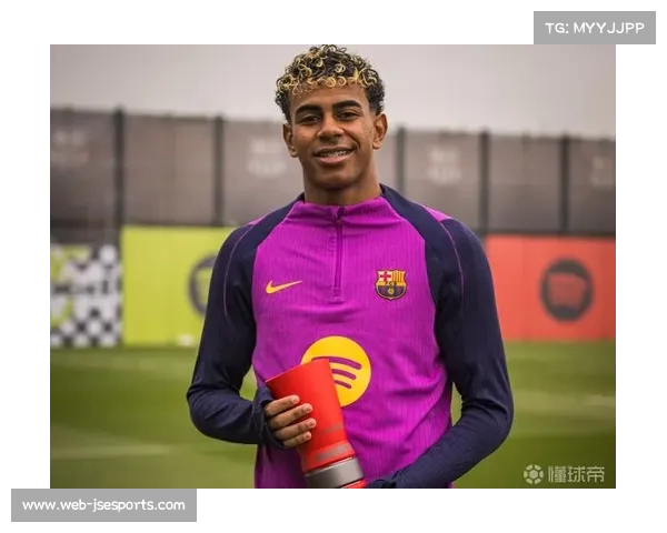 球迷投票选西甲月最佳，亚马尔高票当选